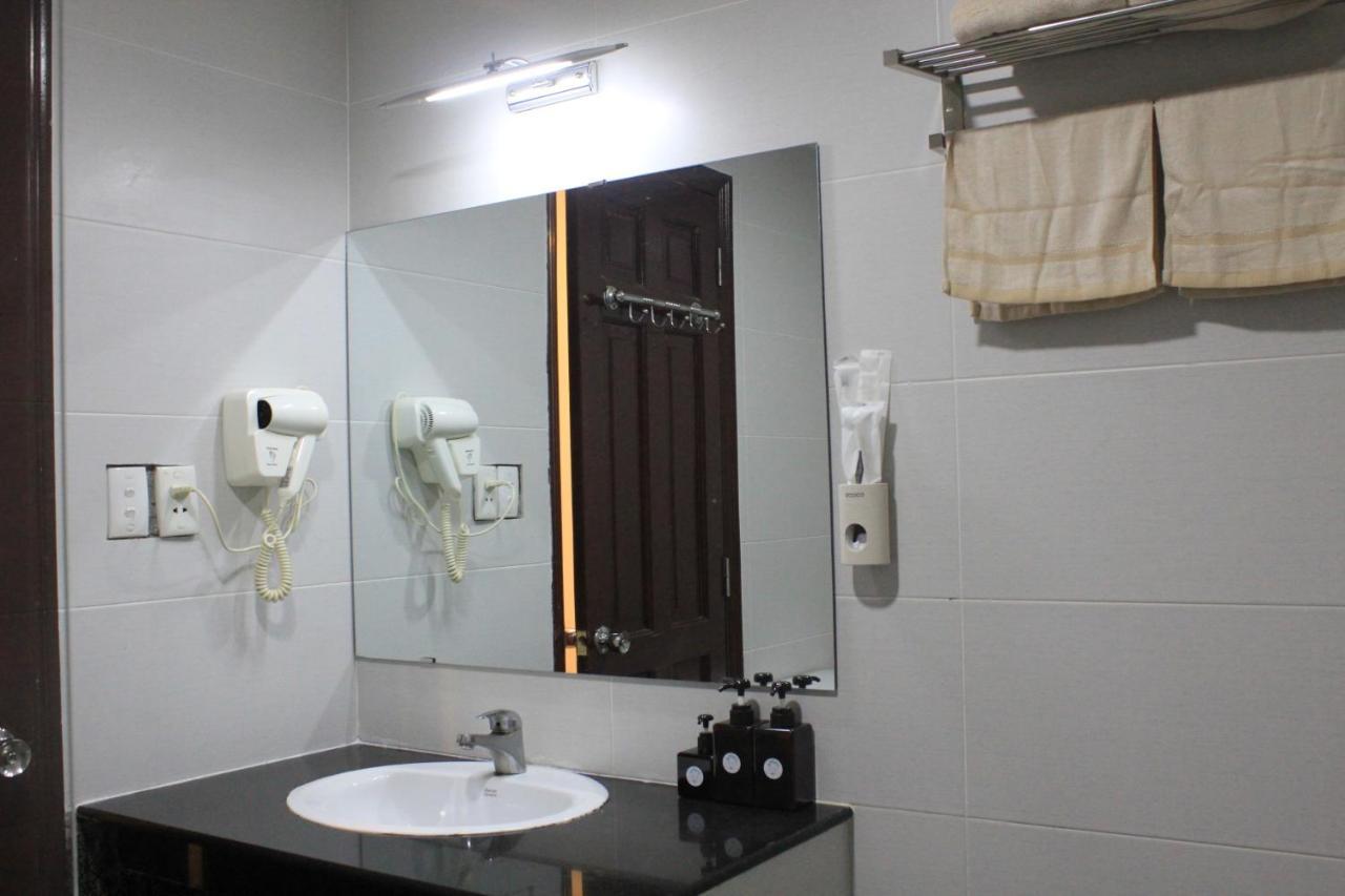 Kiera Hotel Хошимін Екстер'єр фото